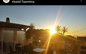 Little Sicilian Home (Hostel Taormina)