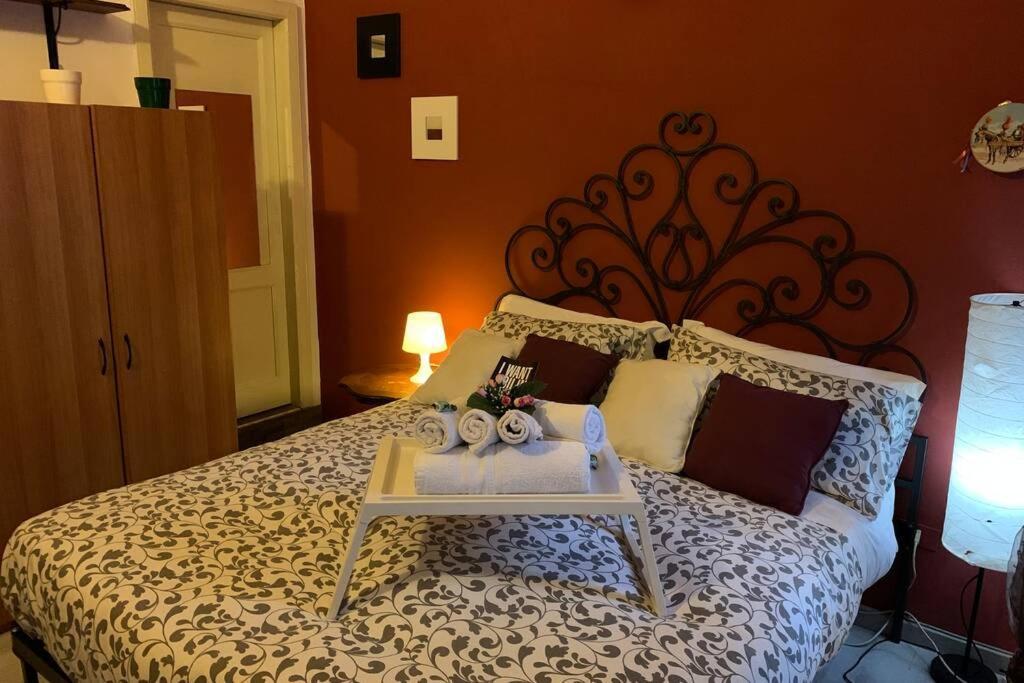 "Little Sicilian Home"-Room With A Private Bathroom & Kitchen -Fridge - And Shared A Beautiful Terrace On Hostel Taormina Center Esterno foto
