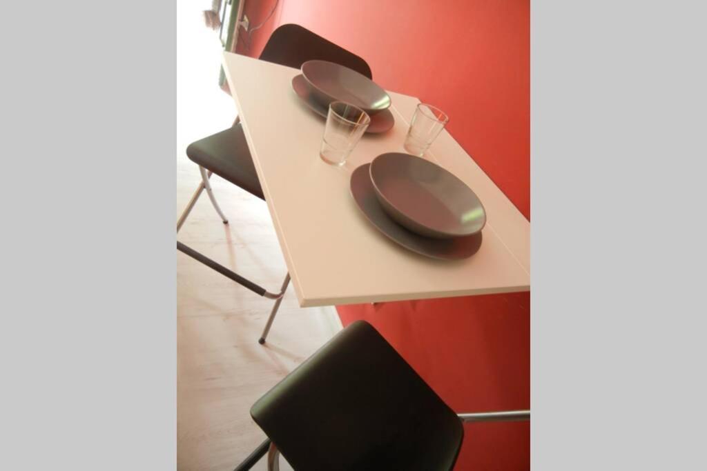 "Little Sicilian Home"-Room With A Private Bathroom & Kitchen -Fridge - And Shared A Beautiful Terrace On Hostel Taormina Center Esterno foto